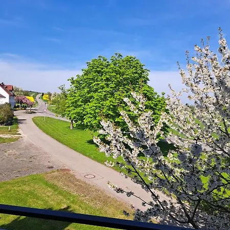 Bed & Breakfast Gaestehaus Six Mit Gemeinschaftskueche Bis 6 Personen