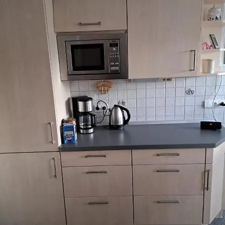 Bed & Breakfast Gaestehaus Six Mit Gemeinschaftskueche Bis 6 Personen Uttenweiler