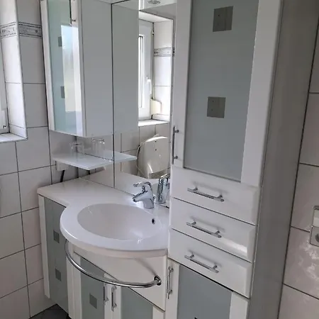 Gaestehaus Six Mit Gemeinschaftskueche Bis 6 Personen Bed & Breakfast