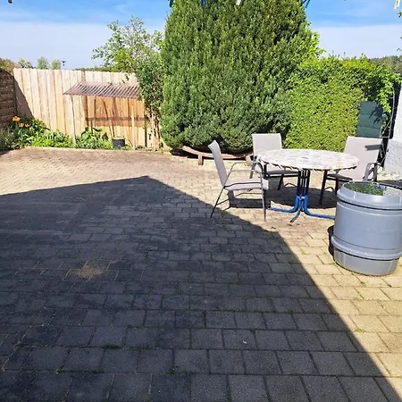 Gaestehaus Six Mit Gemeinschaftskueche Bis 6 Personen *