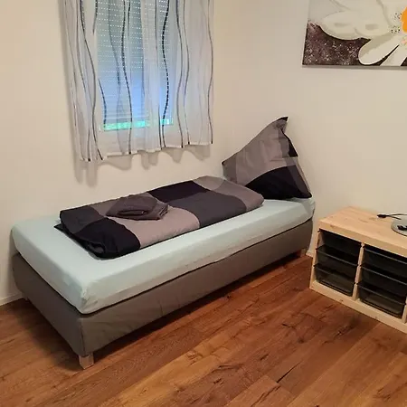 Gaestehaus Six Mit Gemeinschaftskueche Bis 6 Personen * Uttenweiler