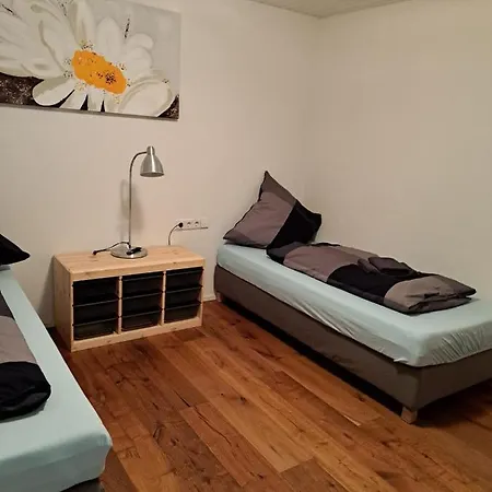 Nocleg ze śniadaniem Gaestehaus Six Mit Gemeinschaftskueche Bis 6 Personen *