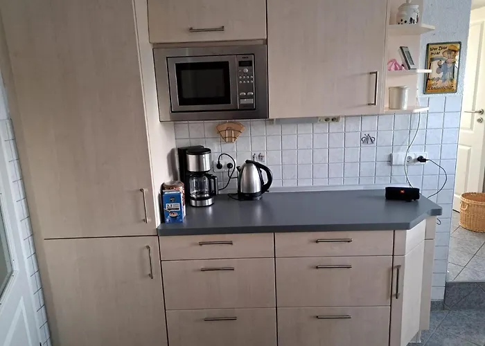 Couette-café Gaestehaus Six Mit Gemeinschaftskueche Bis 6 Personen Uttenweiler