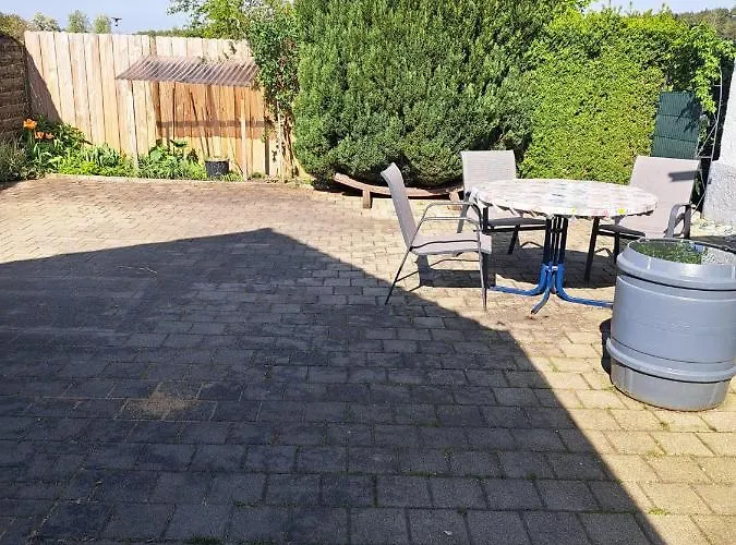 Gaestehaus Six Mit Gemeinschaftskueche Bis 6 Personen *